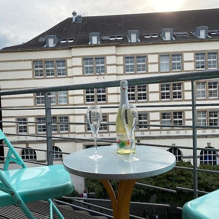 Avi City Burgplatz Apartments Дюссельдорф Экстерьер фото